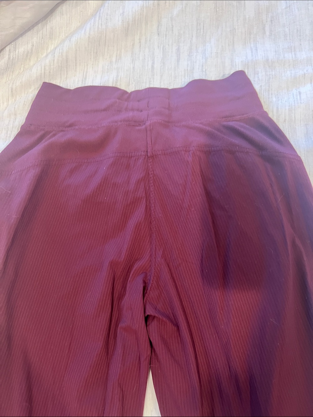 Lululemon women’s Burgundy Jogger Pants - Picture 6 of 6
